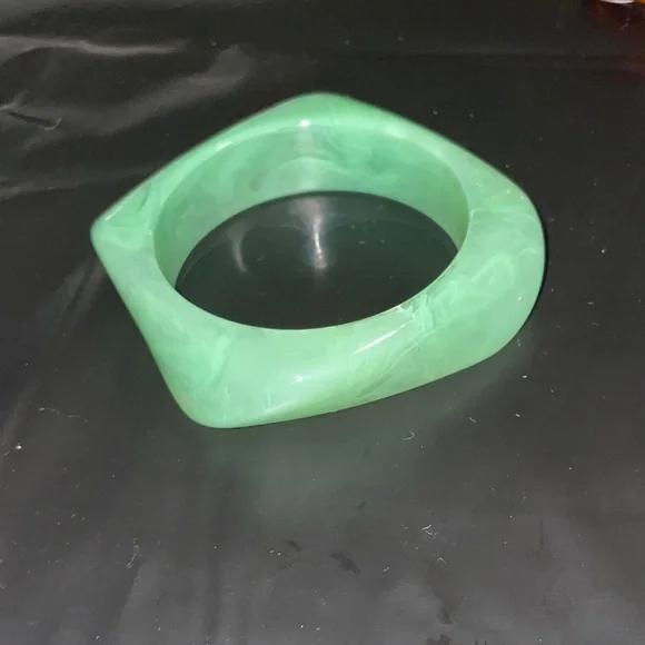 Free People Green Maritimes Bangle bracelet NEW - Picture 3 of 4